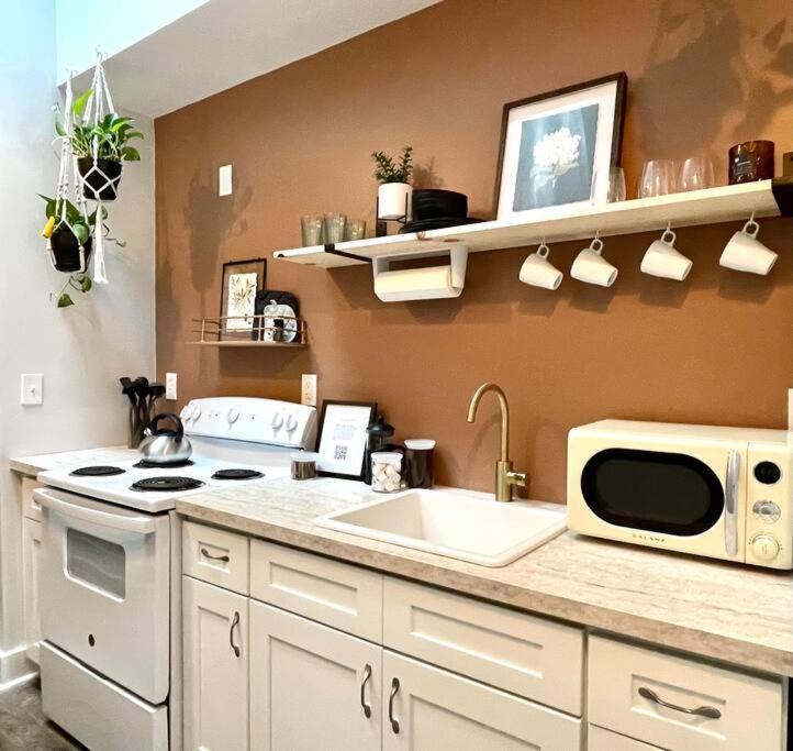 Love This Weho Gem Apartment Nashville Ngoại thất bức ảnh